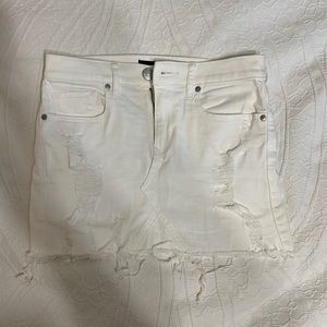 White jean skirt - distressed mini